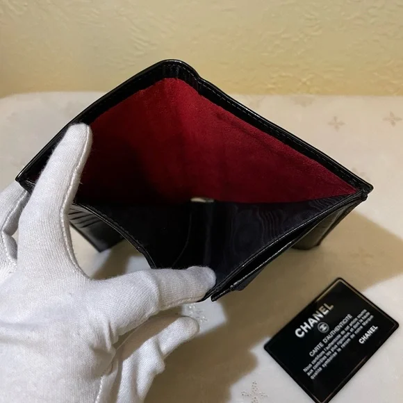 🇫🇷CHANEL authentic choco bar patent leather wallet - Picture 13 of 16